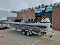 Stiv oppustelig båd til salg