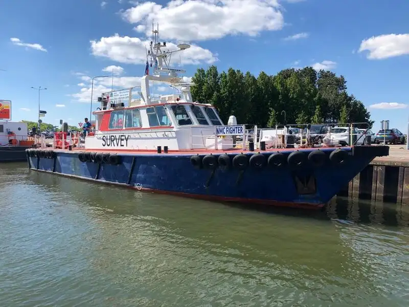Patruljebåd til salg