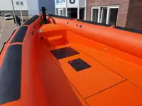 Containerskib til salg