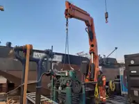 Containerskib til salg