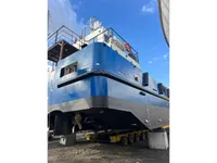 Containerskib til salg