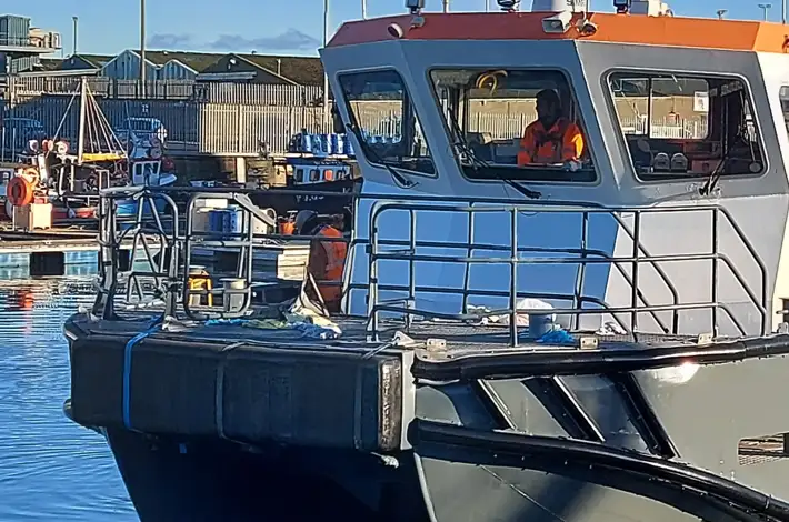 Landmålingsfartøj til salg