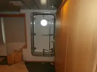 Containerskib til salg