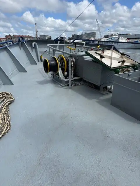 Arbejdsbåde til salg