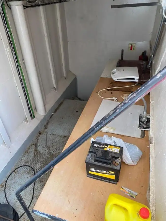 Arbejdsbåde til salg