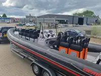 Containerskib til salg