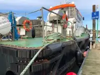 Besætningsbåd til salg