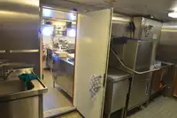 Containerskib til salg