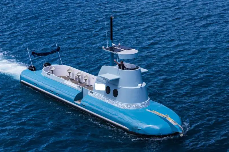 Undervandsbåd til salg