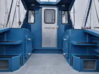 Containerskib til salg