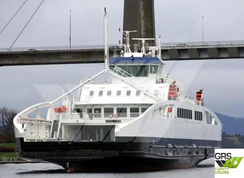 RoPax-skib til salg