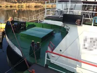 Containerskib til salg