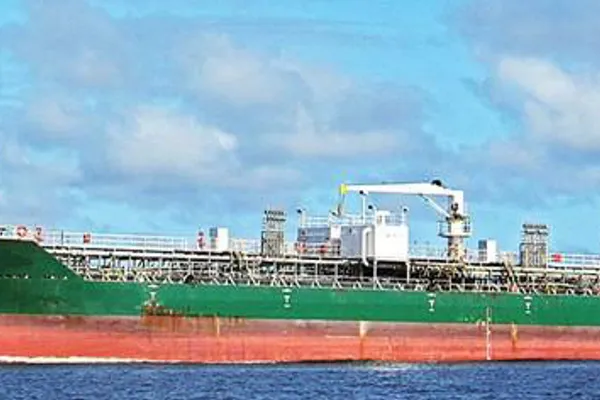 Oil/Chemical tanker for sale
