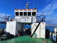Containerskib til salg