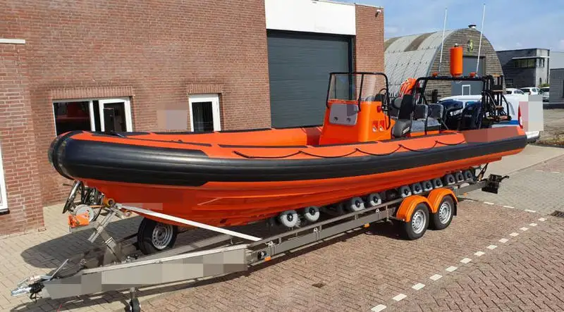 Stiv oppustelig båd til salg