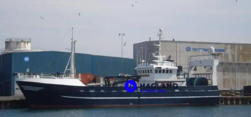 Fartøj til fiskeforarbejdning og levering til salg