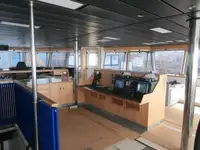 Containerskib til salg