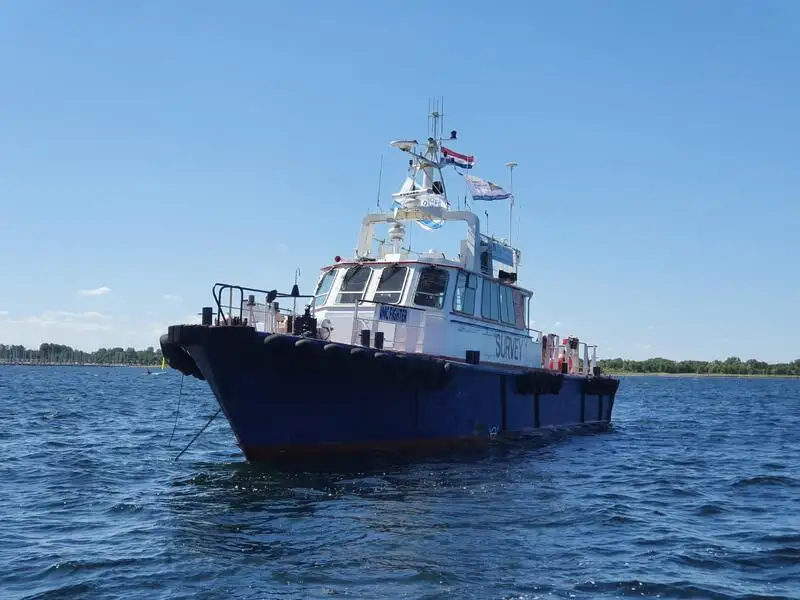 Patruljebåd til salg