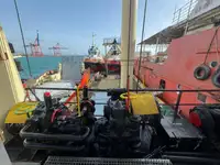 Containerskib til salg
