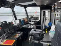 Containerskib til salg