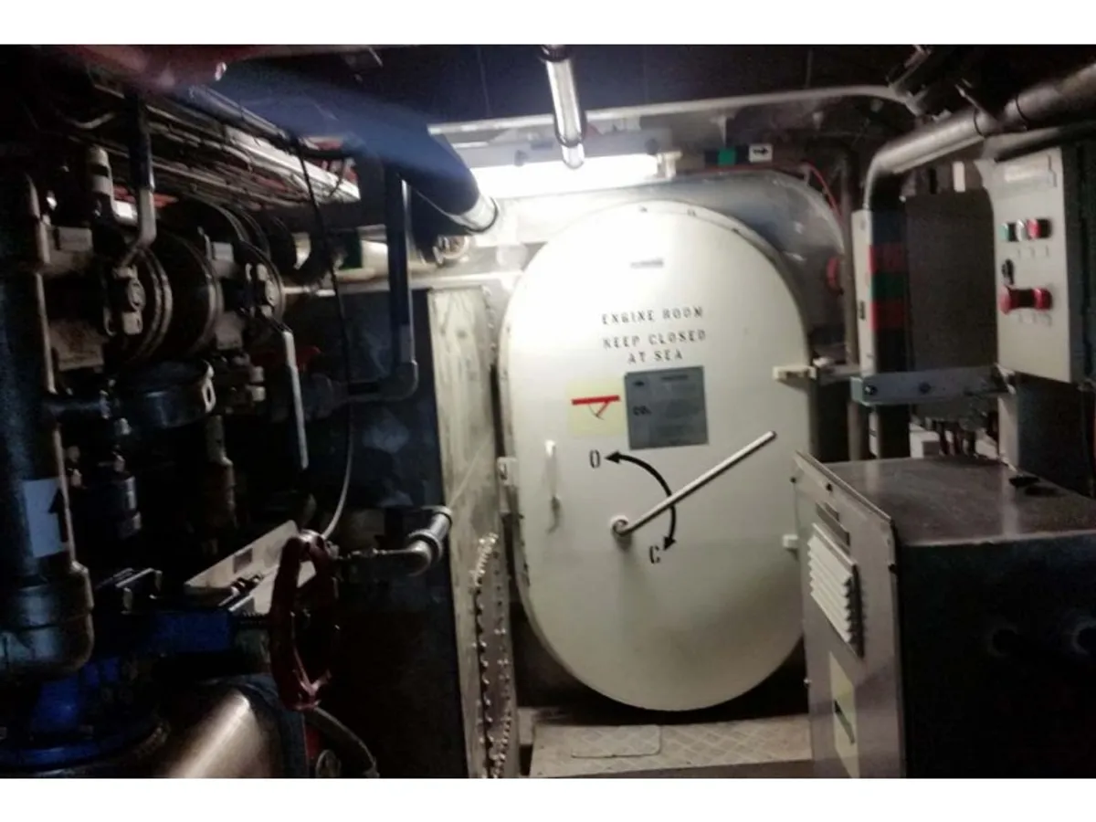 Besætningsbåd til salg
