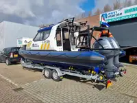 Containerskib til salg