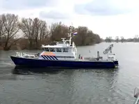 Patruljebåd til salg