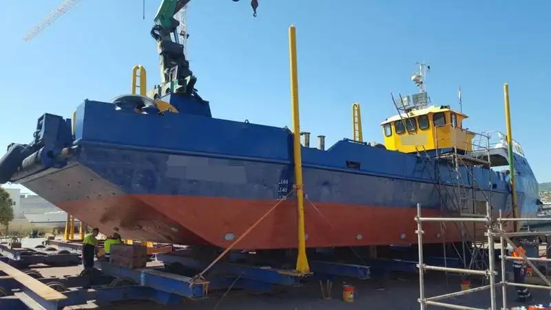 Arbejdsbåde til salg