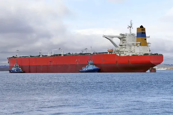 Oil/Chemical tanker for sale