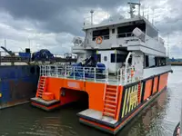 Containerskib til salg