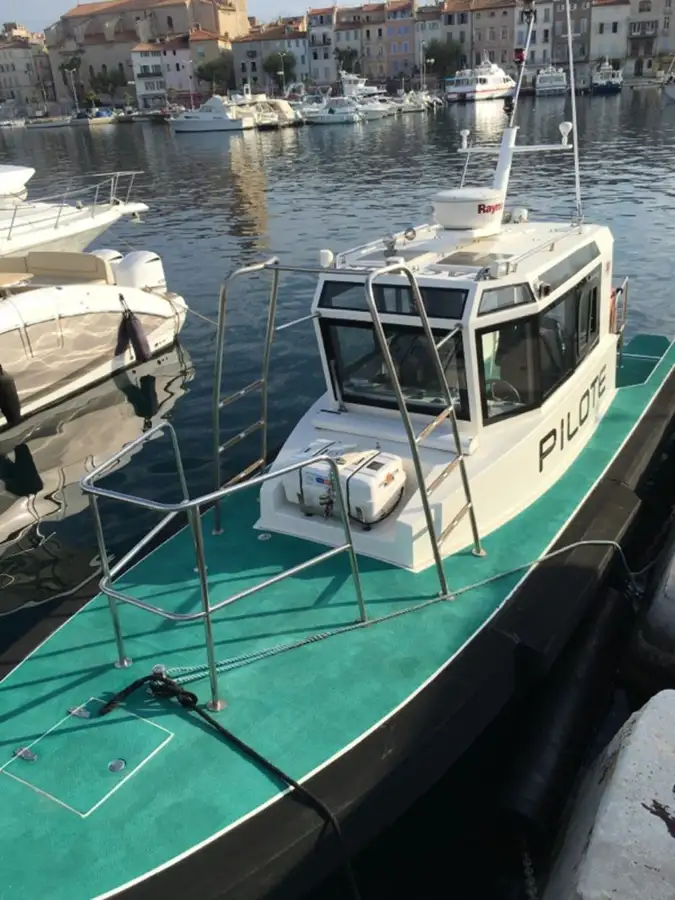 Lodsbåd til salg