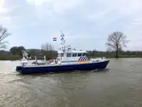 Patruljebåd til salg