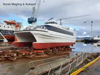 Katamaran til salg