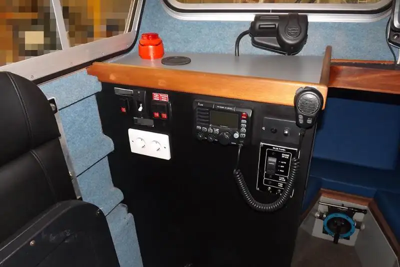 Arbejdsbåde til salg