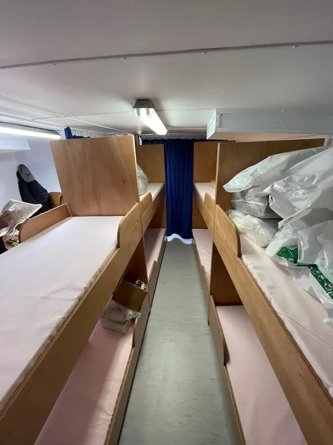 Containerskib til salg