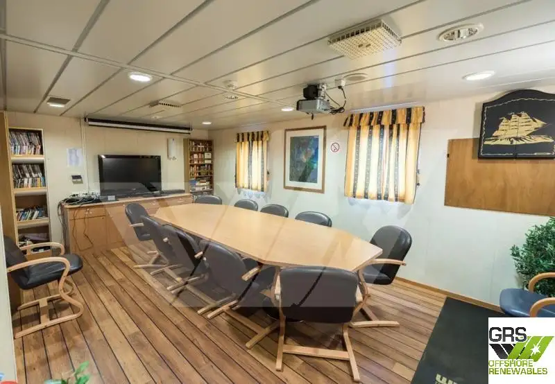 Arbejdsbåde til salg
