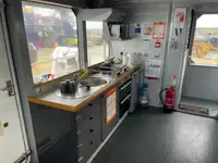 Containerskib til salg