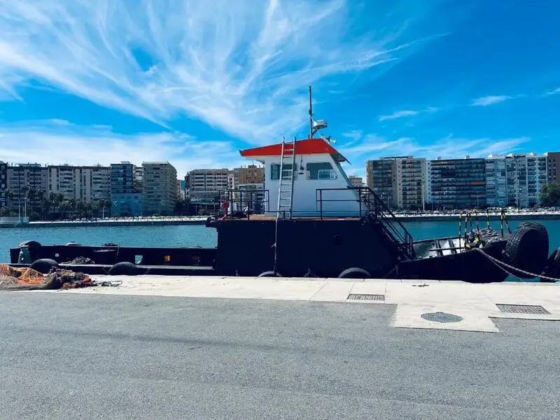 Arbejdsbåde til salg