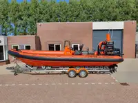 Containerskib til salg