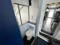 Containerskib til salg