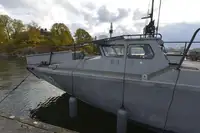 Militære fartøjer til salg