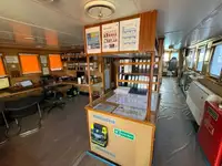 Containerskib til salg
