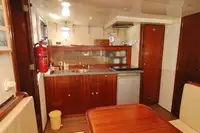 Patruljebåd til salg