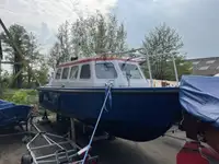 Patruljebåd til salg