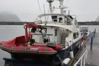Patruljebåd til salg