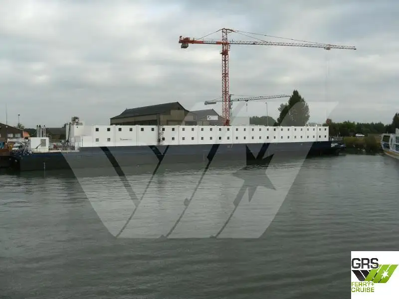 Containerskib til salg