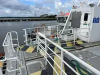 Containerskib til salg
