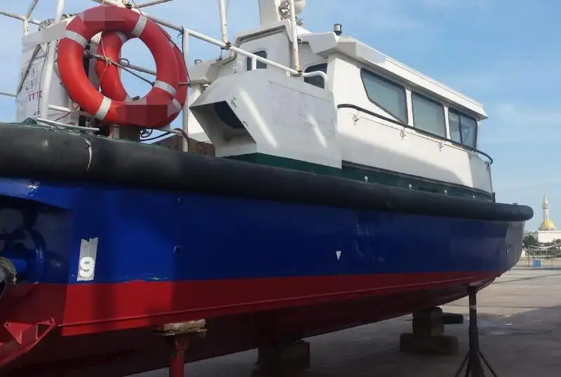Besætningsbåd til salg