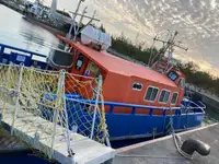 Besætningsbåd til salg