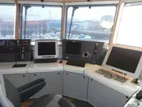Containerskib til salg